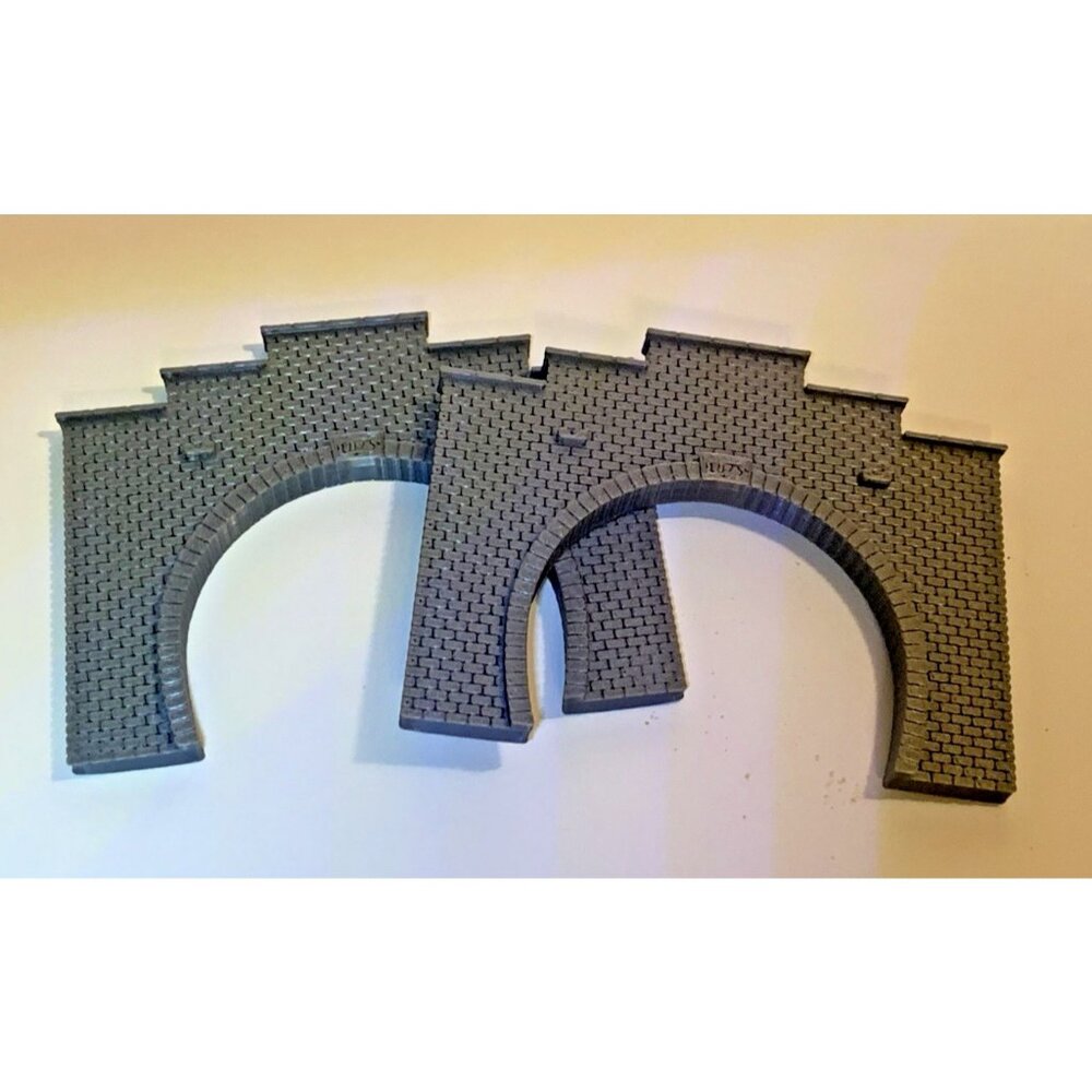 X2 N Scale Stone Arch Tunnel Portal – Classic Masonry Brick Model Railroad 1:160